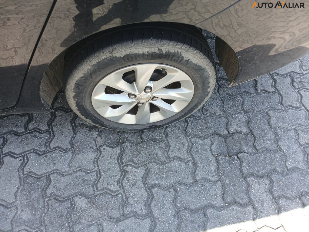 CHEVROLET ONIX 1.0 FLEX LT MANUAL