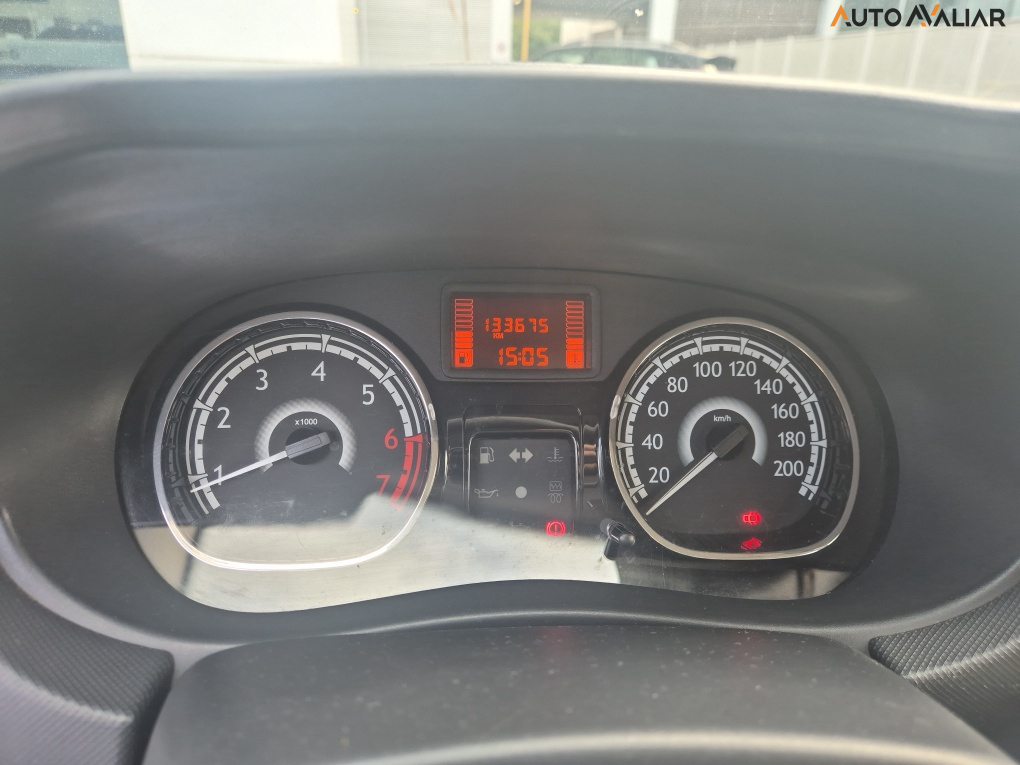 RENAULT SANDERO 1.0 EXPRESSION 16V FLEX 4P MANUAL