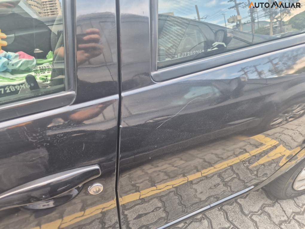 RENAULT SANDERO 1.0 EXPRESSION 16V FLEX 4P MANUAL