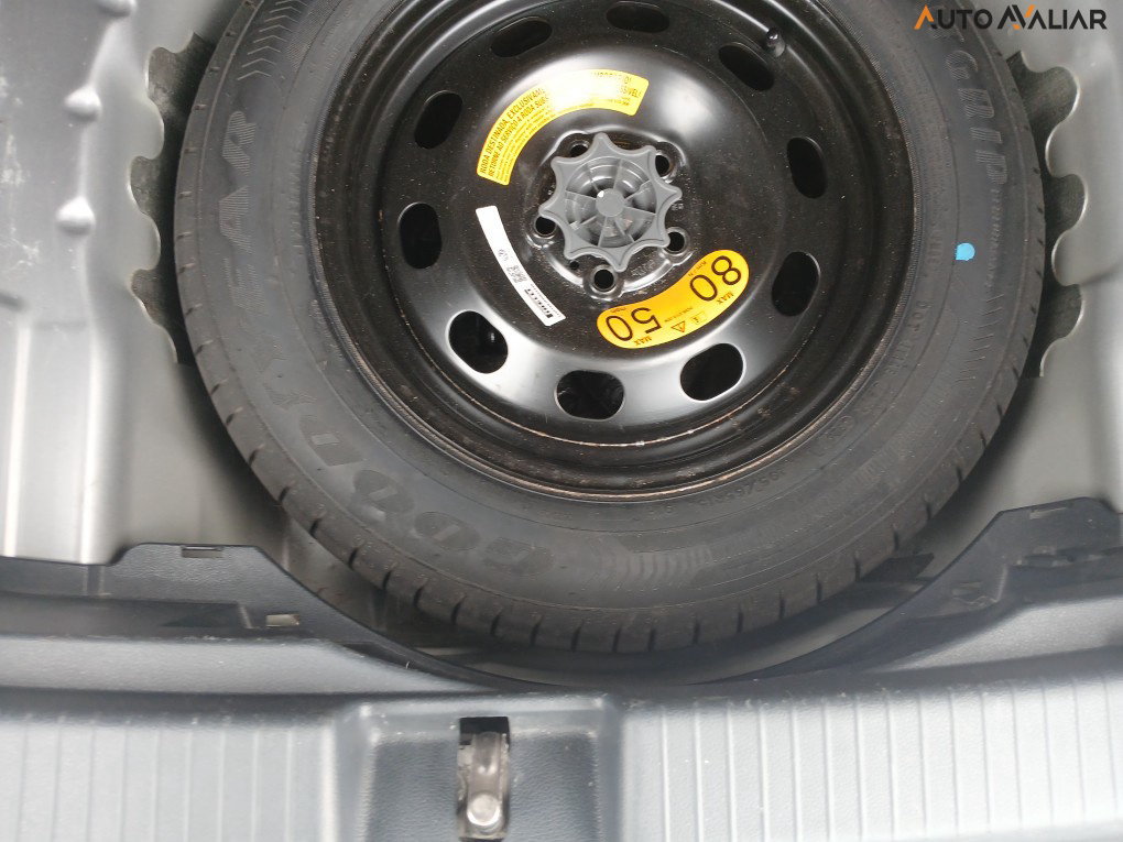 VOLKSWAGEN T-CROSS 1.0 200 TSI TOTAL FLEX COMFORTLINE AUTOM&Aacute;TICO