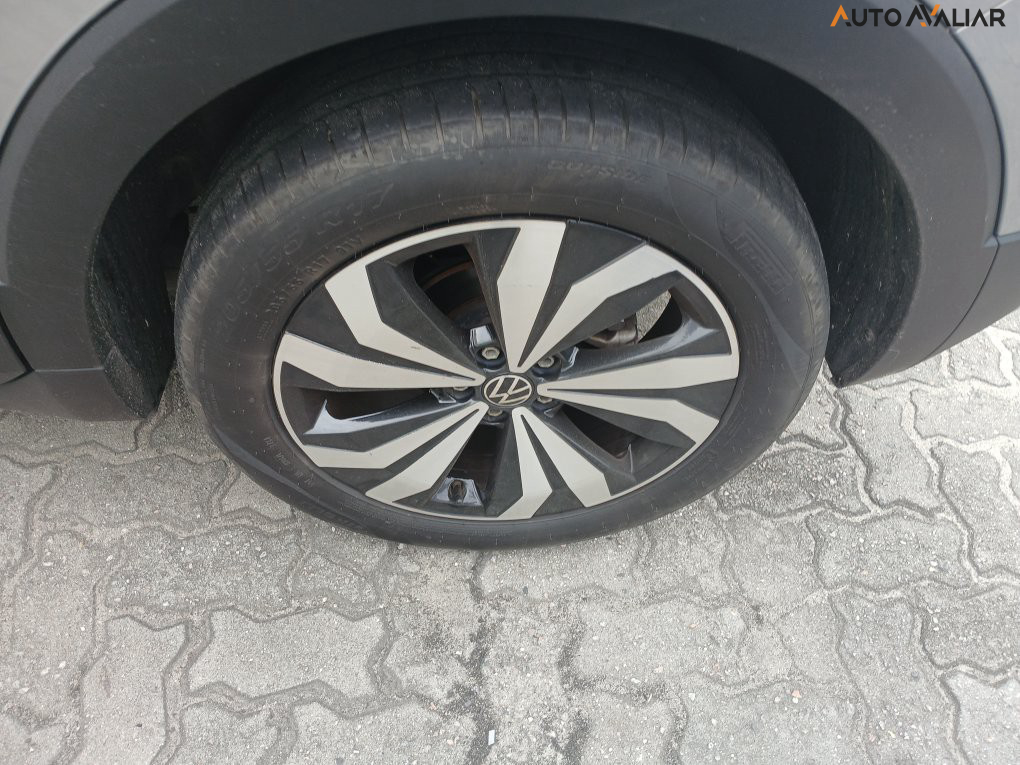 VOLKSWAGEN T-CROSS 1.0 200 TSI TOTAL FLEX COMFORTLINE AUTOM&Aacute;TICO