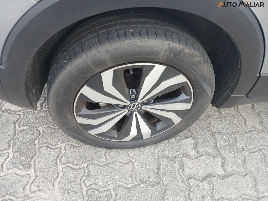 VOLKSWAGEN T-CROSS 1.0 200 TSI TOTAL FLEX COMFORTLINE AUTOM&Aacute;TICO