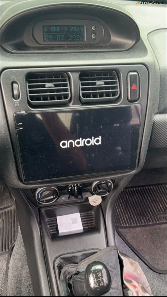 MITSUBISHI PAJERO TR4 2.0 4X2 16V 140CV FLEX 4P MANUAL