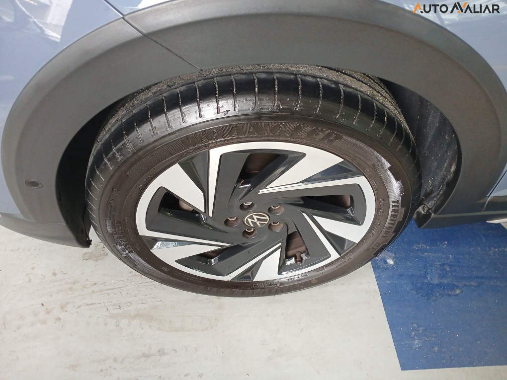 VOLKSWAGEN NIVUS 1.0 200 TSI TOTAL FLEX HIGHLINE AUTOM&Aacute;TICO