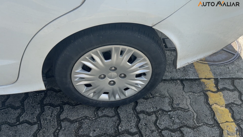 FORD KA+ 1.5 TI-VCT FLEX SE PLUS SEDAN AUTOMATICO