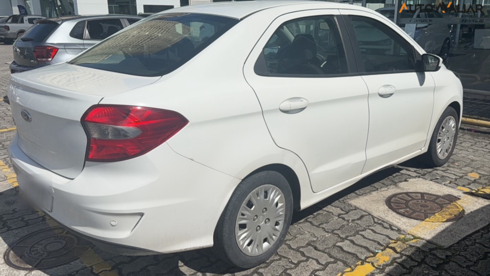FORD KA+ 1.5 TI-VCT FLEX SE PLUS SEDAN AUTOMATICO
