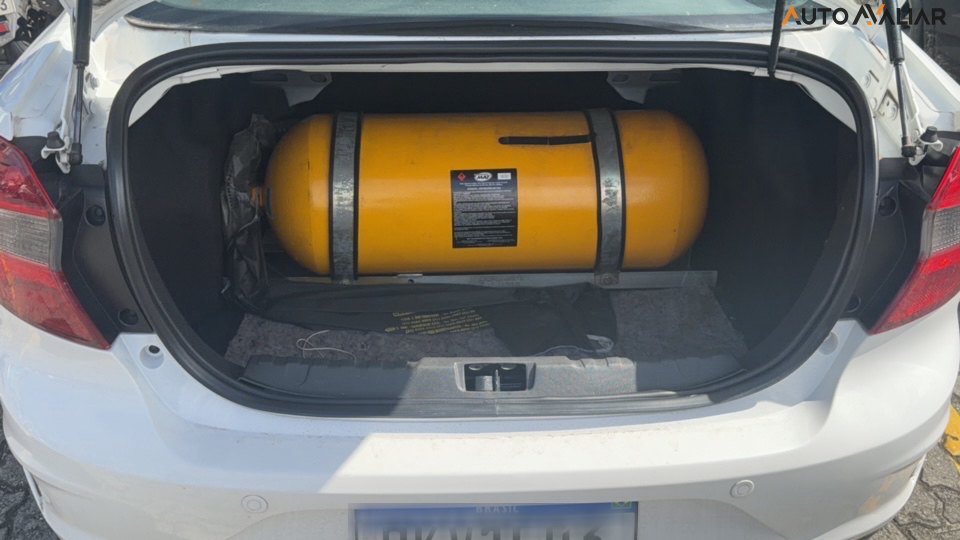 FORD KA+ 1.5 TI-VCT FLEX SE PLUS SEDAN AUTOMATICO