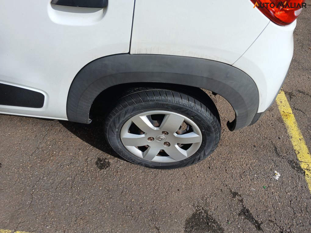 RENAULT KWID 1.0 12V SCE FLEX ZEN MANUAL