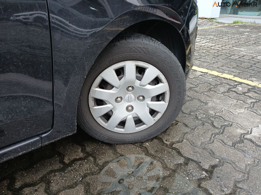 FORD KA 1.0 TI-VCT FLEX S MANUAL