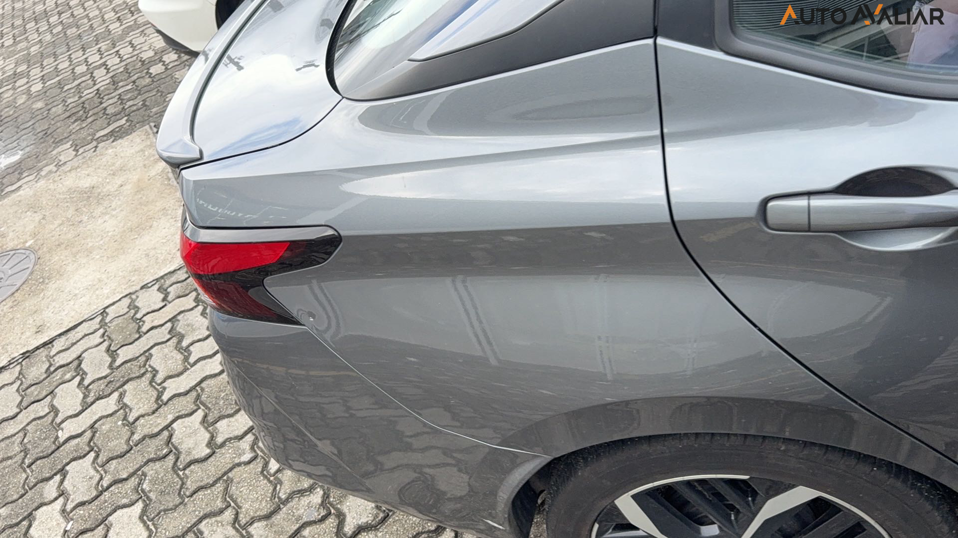 NISSAN VERSA 1.6 16V FLEX EXCLUSIVE XTRONIC