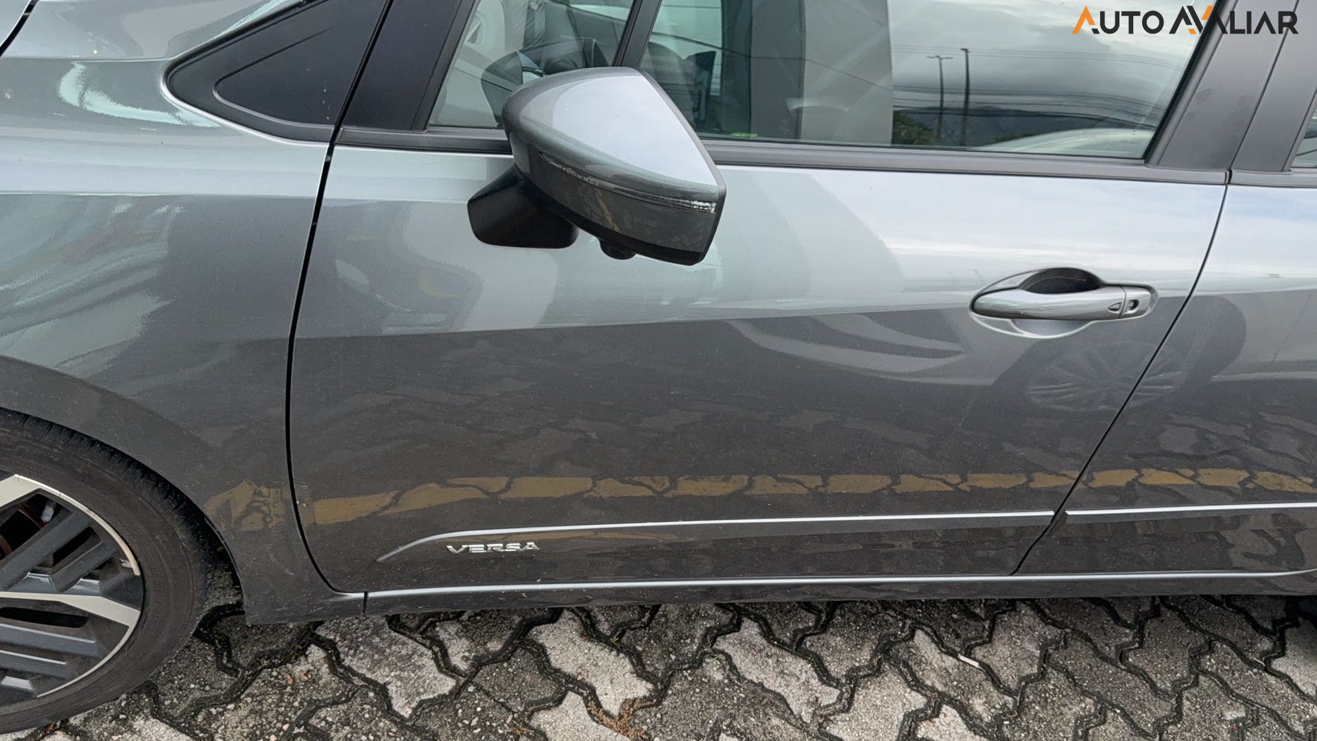 NISSAN VERSA 1.6 16V FLEX EXCLUSIVE XTRONIC