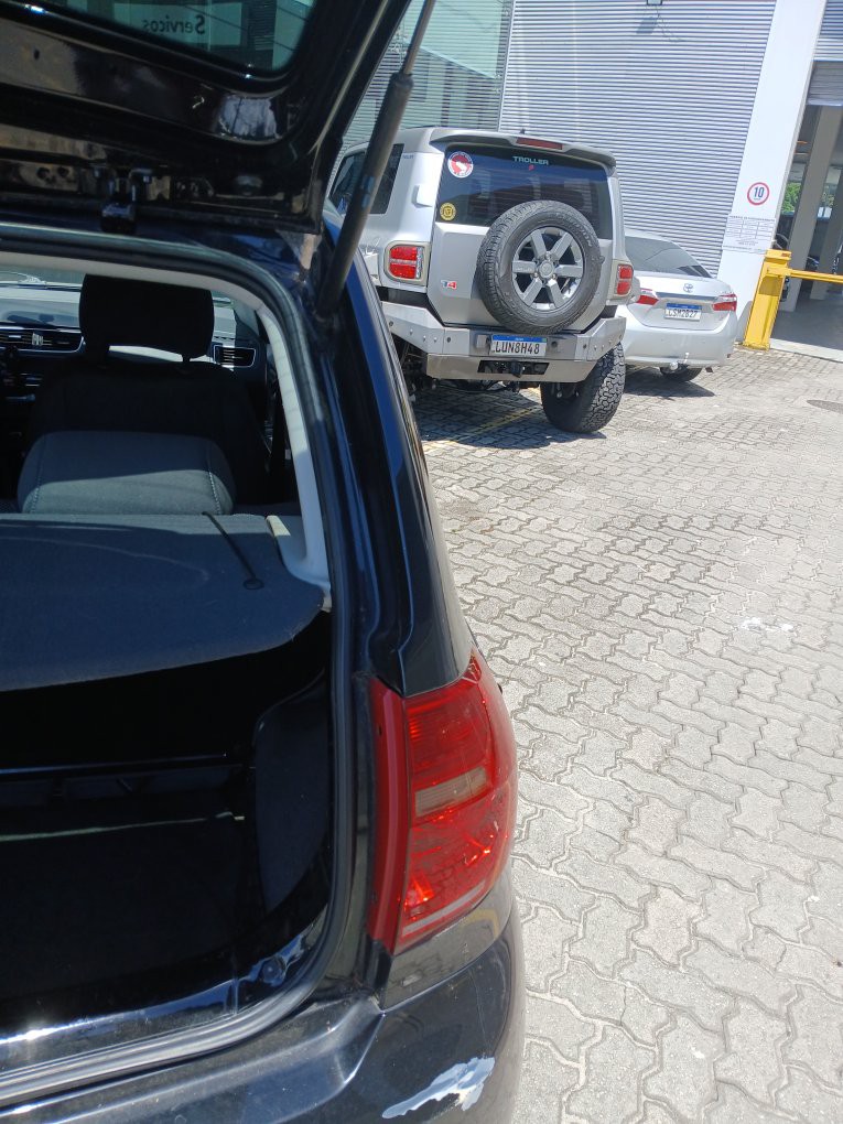 VOLKSWAGEN FOX 1.0 MI TREND 8V FLEX 4P MANUAL