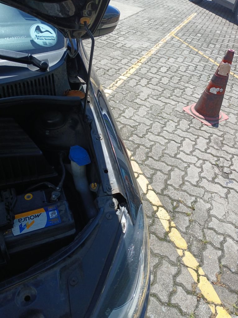 VOLKSWAGEN FOX 1.0 MI TREND 8V FLEX 4P MANUAL