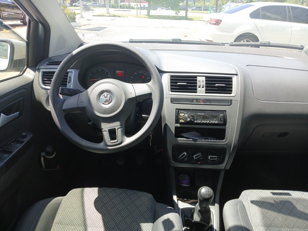 VOLKSWAGEN FOX 1.0 MI TRENDLINE 8V FLEX 4P MANUAL