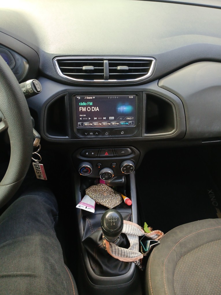 CHEVROLET ONIX 1.4 MPFI LT 8V FLEX 4P MANUAL