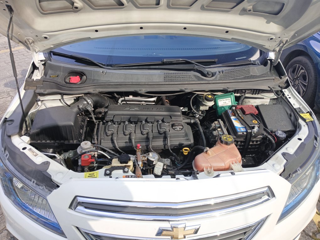 CHEVROLET ONIX 1.4 MPFI LT 8V FLEX 4P MANUAL