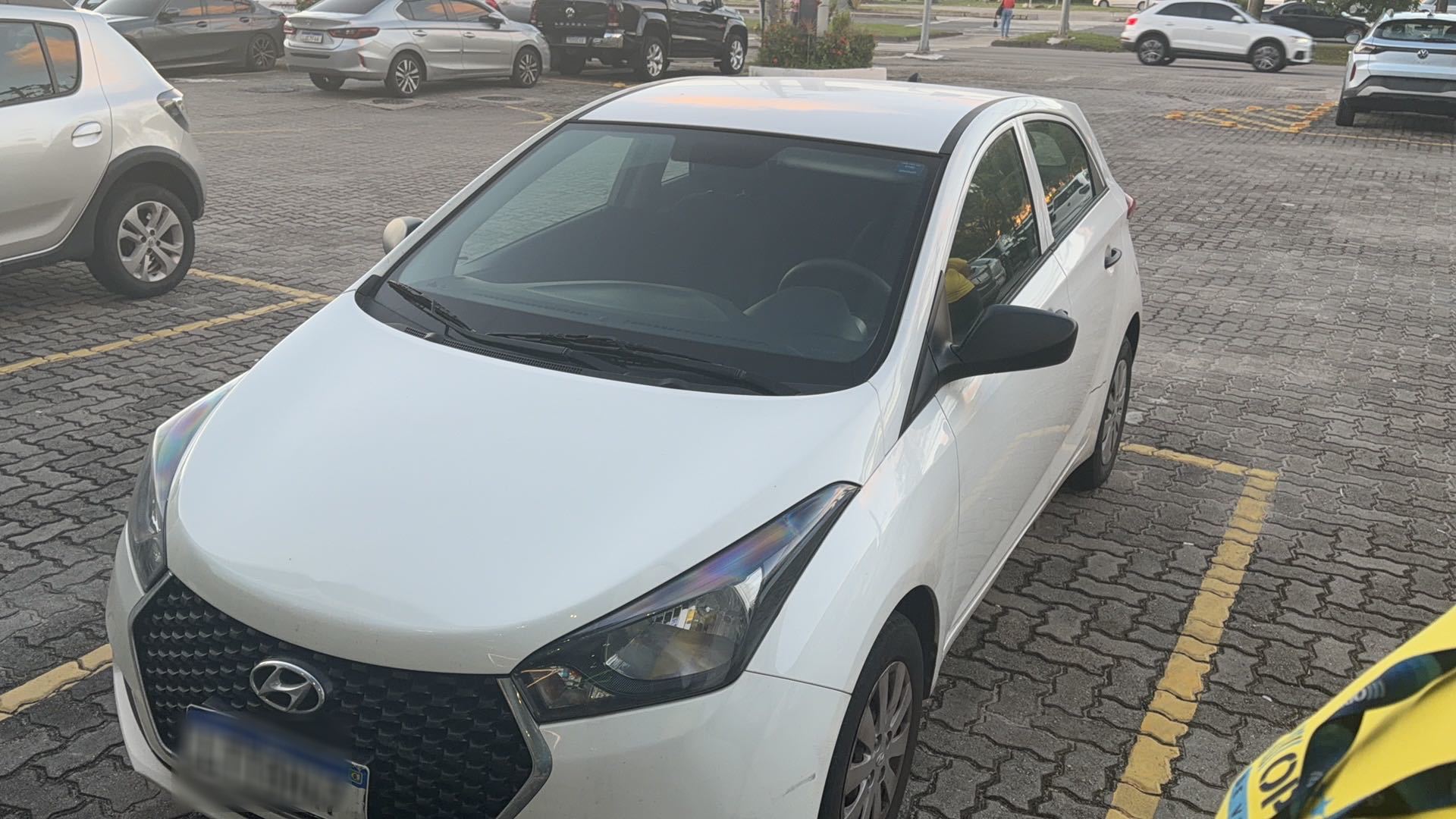 HYUNDAI HB20 1.0 UNIQUE 12V FLEX 4P MANUAL