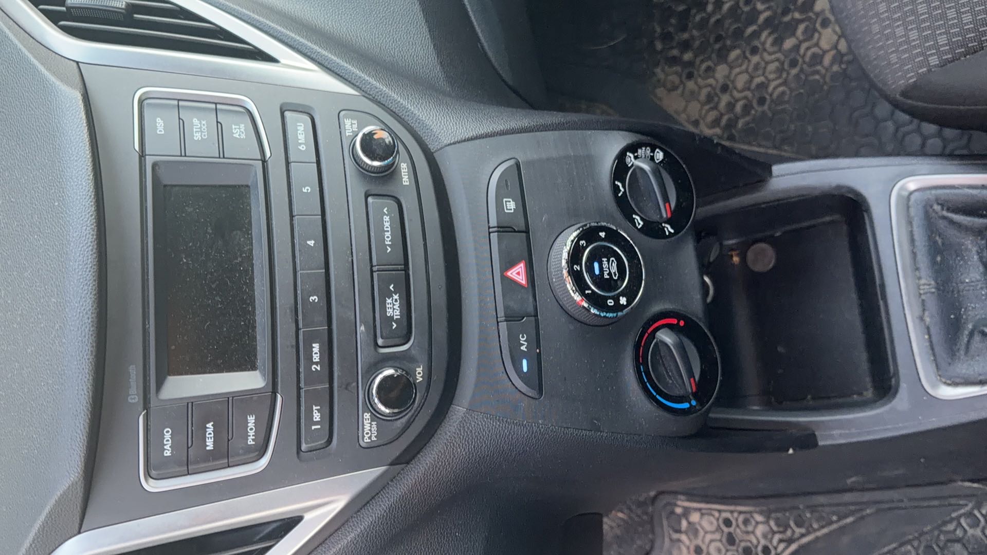 HYUNDAI HB20 1.0 UNIQUE 12V FLEX 4P MANUAL