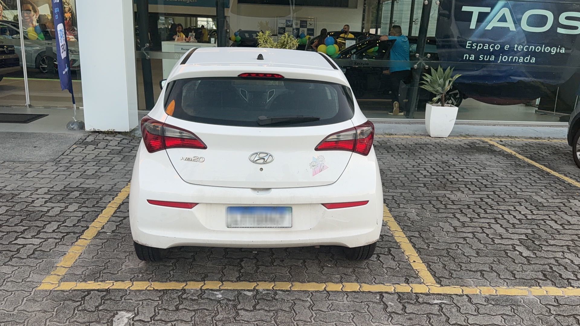 HYUNDAI HB20 1.0 UNIQUE 12V FLEX 4P MANUAL