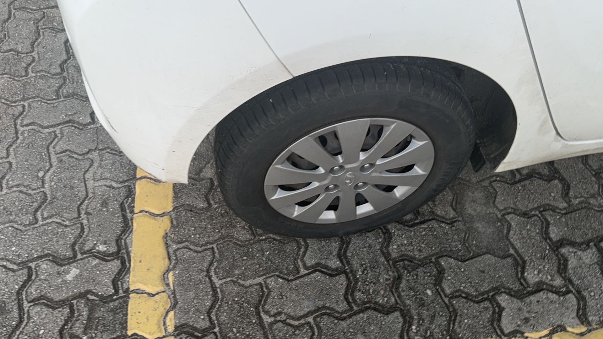 HYUNDAI HB20 1.0 UNIQUE 12V FLEX 4P MANUAL