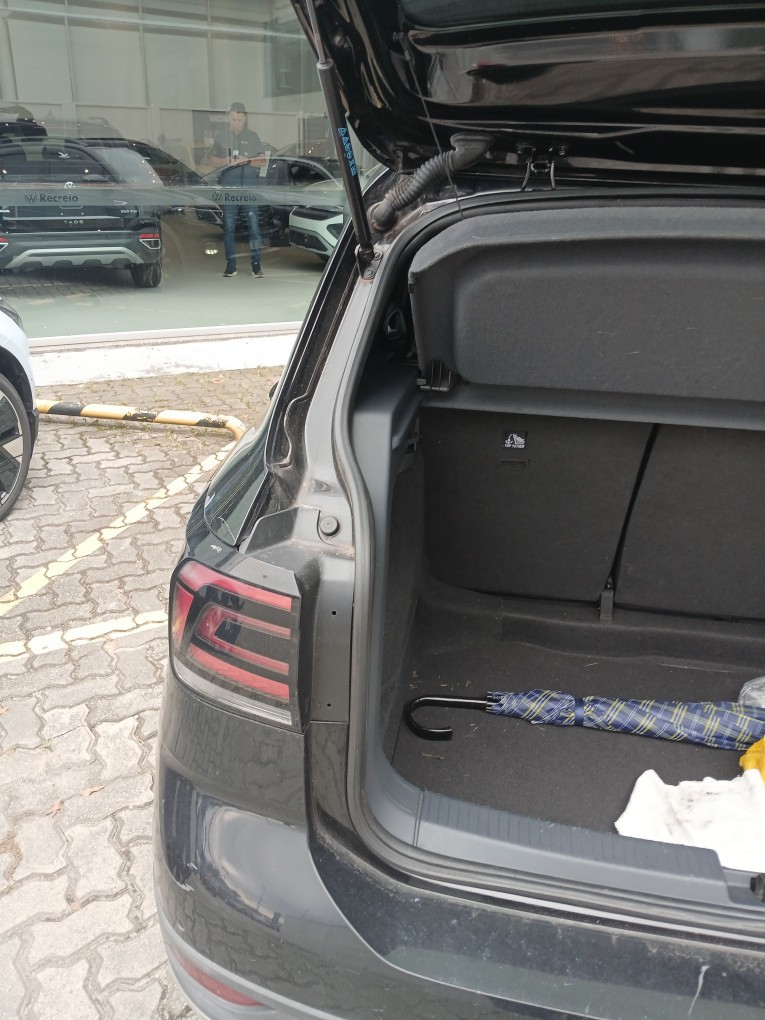 VOLKSWAGEN T-CROSS 1.0 200 TSI TOTAL FLEX COMFORTLINE AUTOM&Aacute;TICO