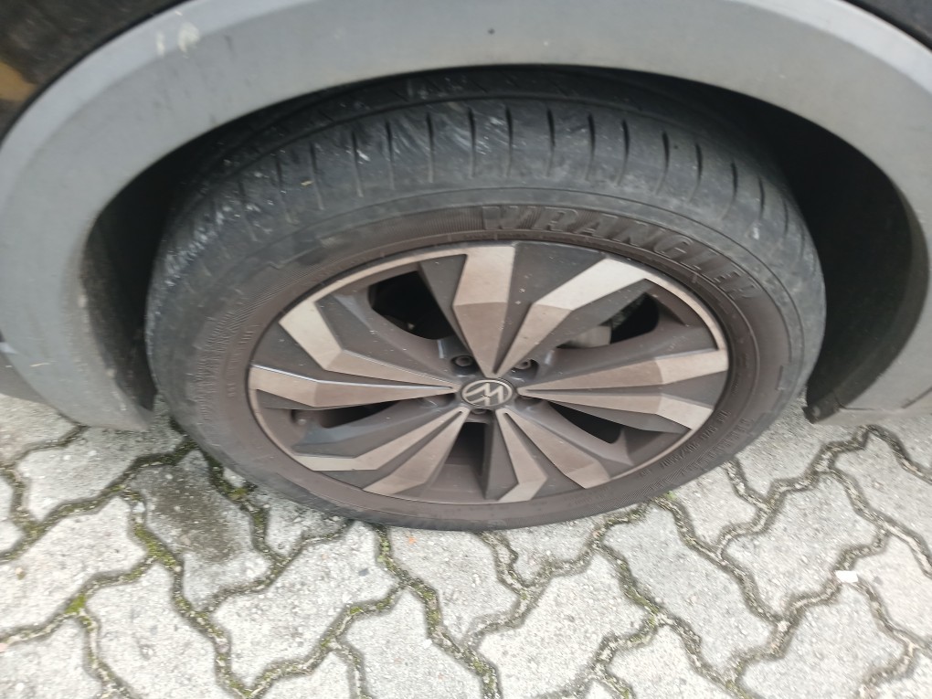 VOLKSWAGEN T-CROSS 1.0 200 TSI TOTAL FLEX COMFORTLINE AUTOM&Aacute;TICO