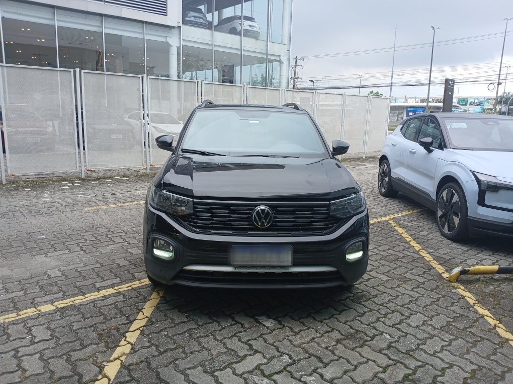 VOLKSWAGEN T-CROSS 1.0 200 TSI TOTAL FLEX COMFORTLINE AUTOM&Aacute;TICO