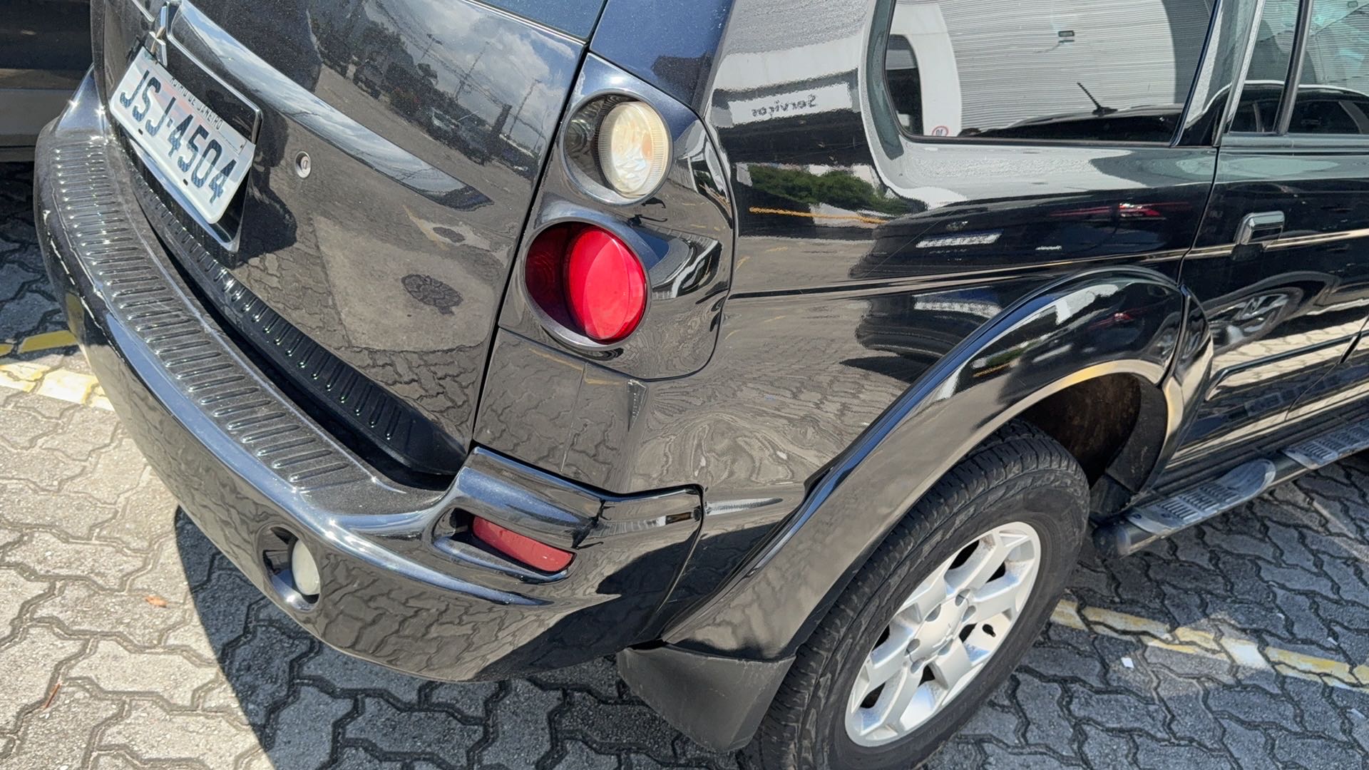MITSUBISHI PAJERO SPORT HPE 3.5 FLEX