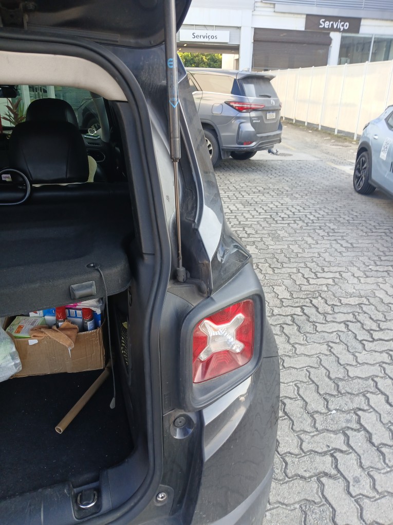 JEEP RENEGADE 1.8 16V FLEX SPORT 4P AUTOMATICO