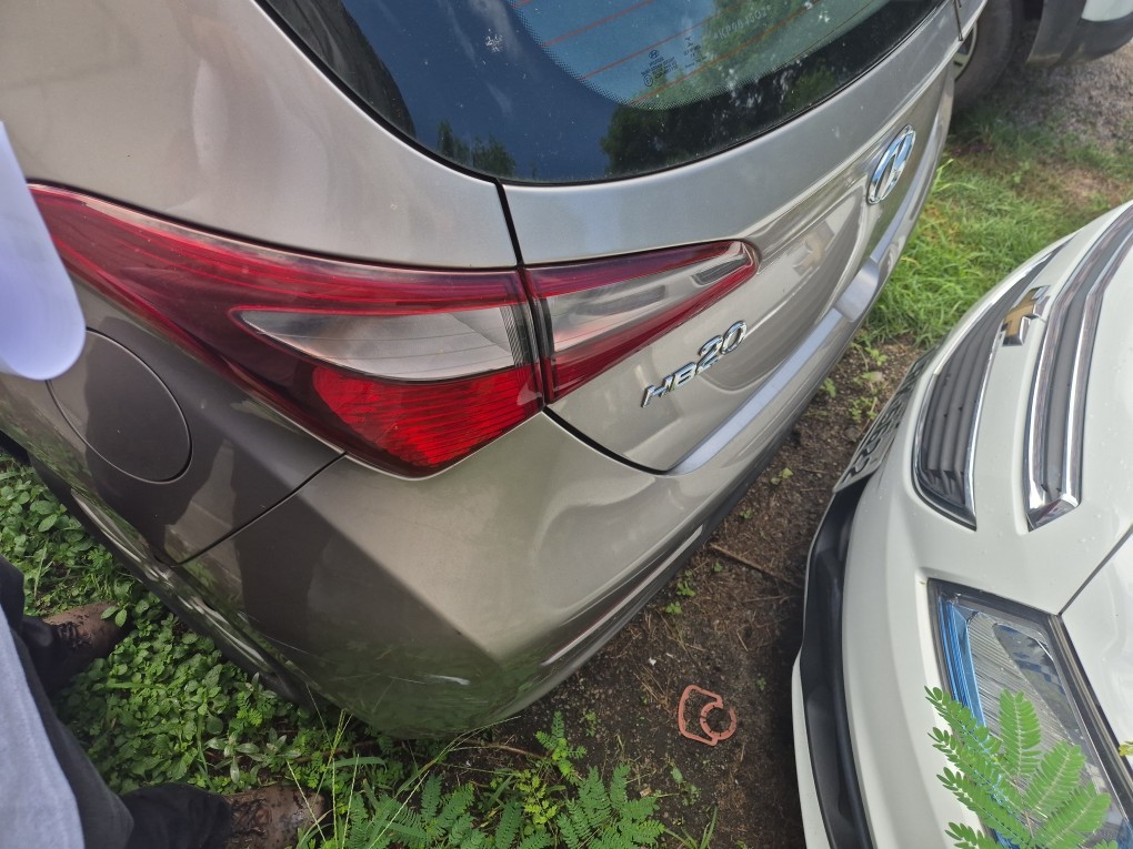 HYUNDAI HB20 1.0 COMFORT 12V FLEX 4P MANUAL