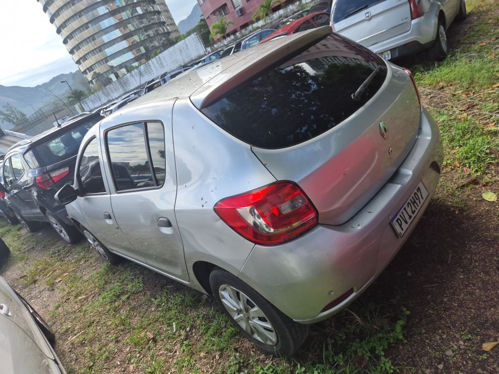 RENAULT SANDERO 1.0 AUTHENTIQUE 16V FLEX 4P MANUAL