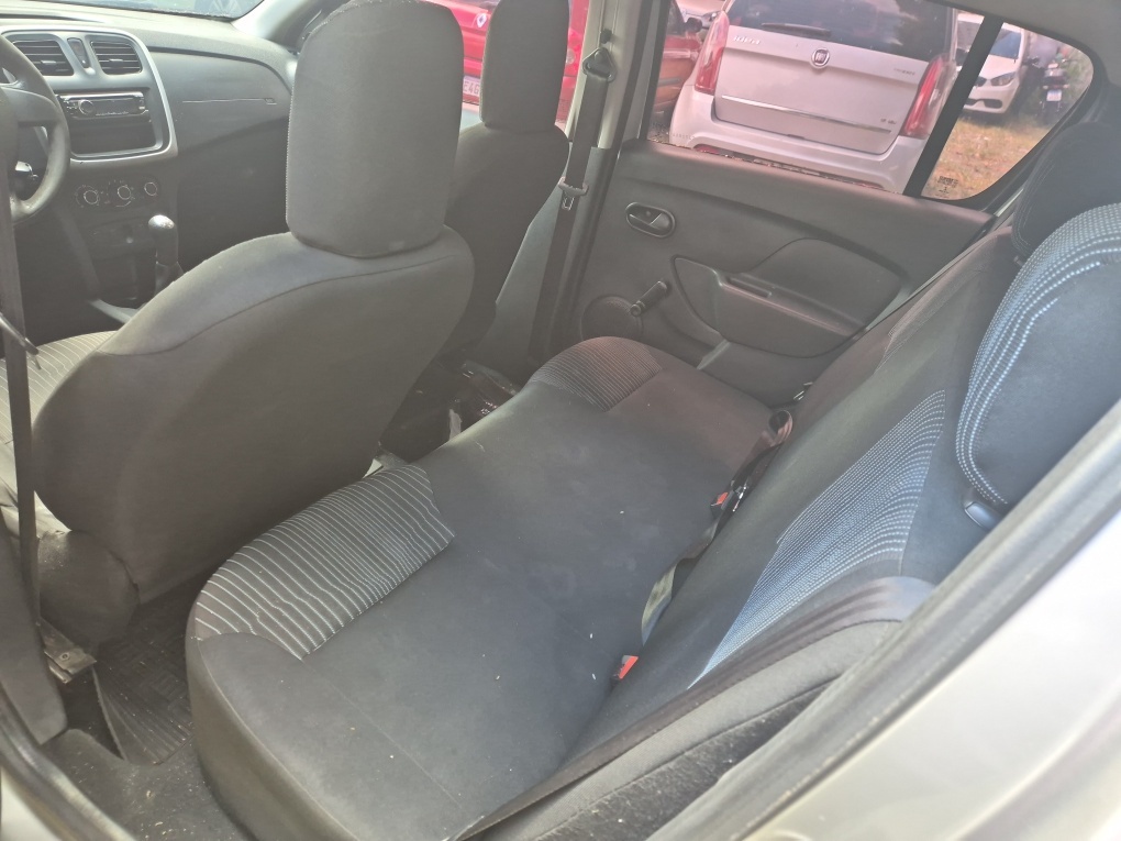 RENAULT SANDERO 1.0 AUTHENTIQUE 16V FLEX 4P MANUAL