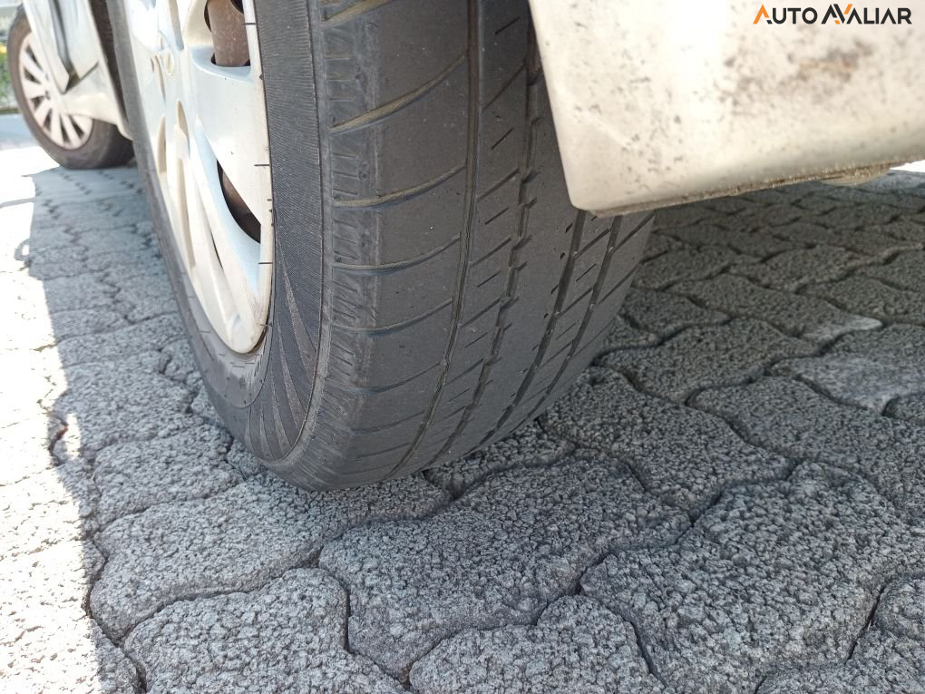 HYUNDAI HB20 1.0 COMFORT 12V FLEX 4P MANUAL