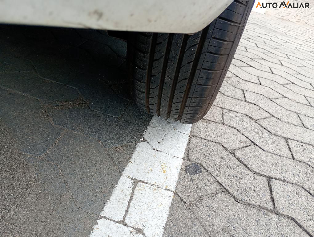 RENAULT LOGAN 1.0 12V SCE FLEX ZEN MANUAL