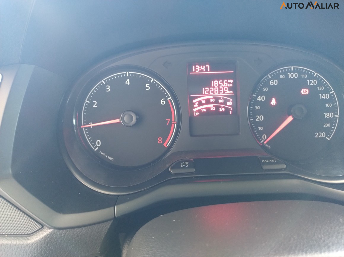 VOLKSWAGEN VOYAGE 1.0 12V MPI TOTALFLEX 4P MANUAL