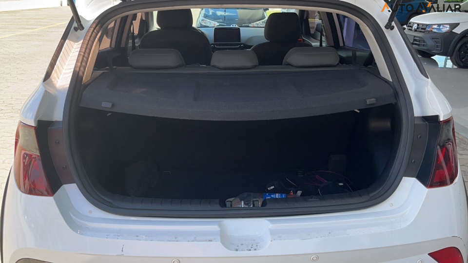 HYUNDAI HB20X 1.6 16V FLEX VISION MANUAL