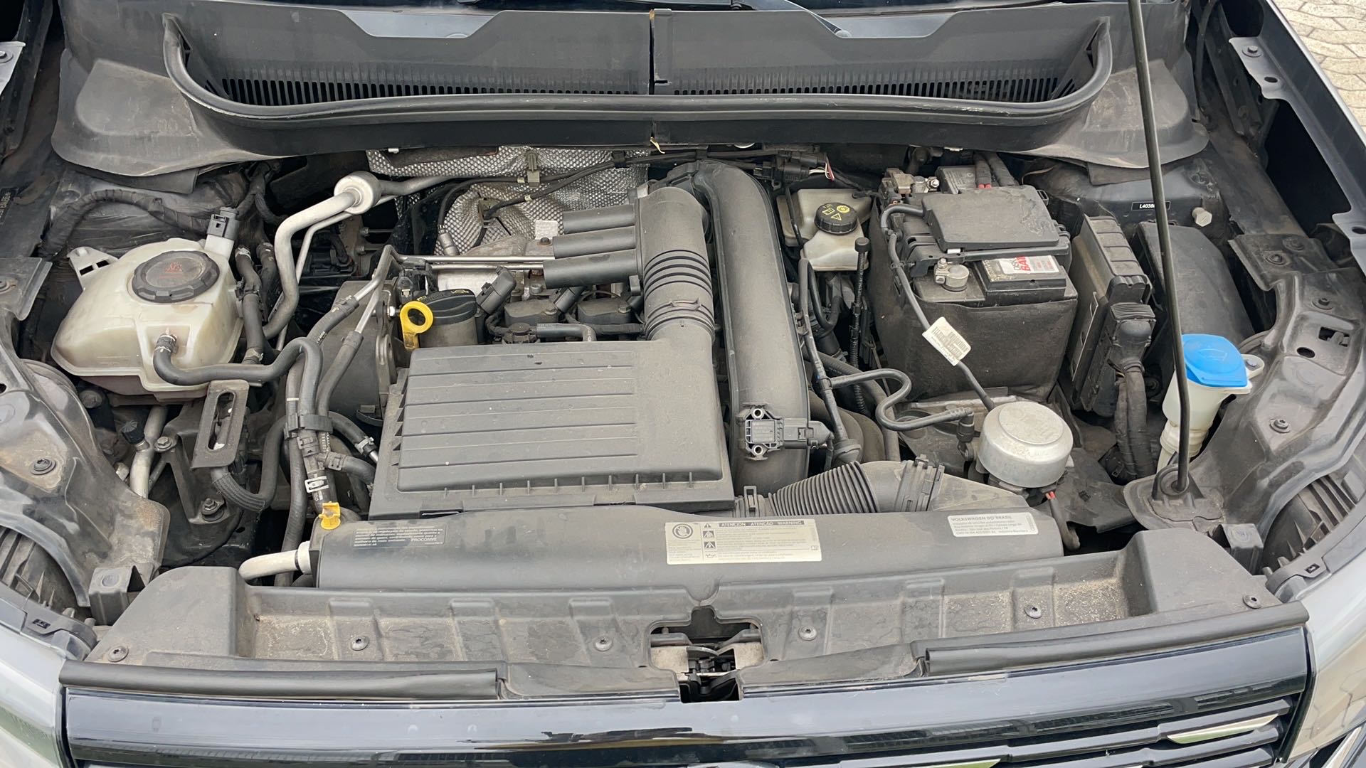 VOLKSWAGEN T-CROSS 1.4 250 TSI TOTAL FLEX HIGHLINE AUTOMATICO