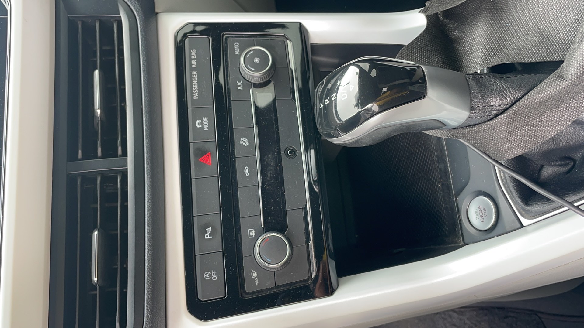 VOLKSWAGEN T-CROSS 1.4 250 TSI TOTAL FLEX HIGHLINE AUTOMATICO