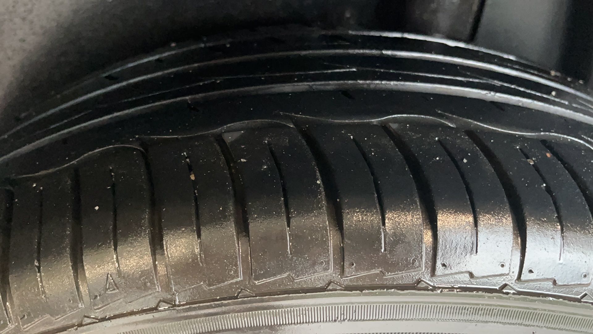 VOLKSWAGEN T-CROSS 1.0 200 TSI TOTAL FLEX AUTOM&Aacute;TICO