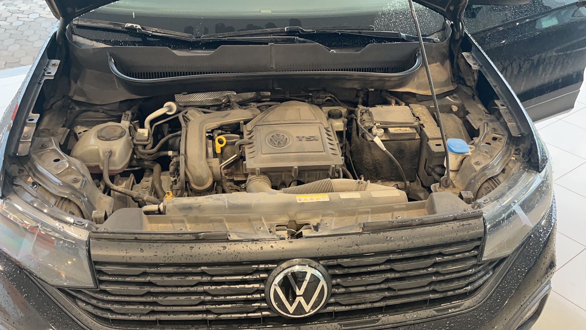 VOLKSWAGEN T-CROSS 1.0 200 TSI TOTAL FLEX AUTOM&Aacute;TICO