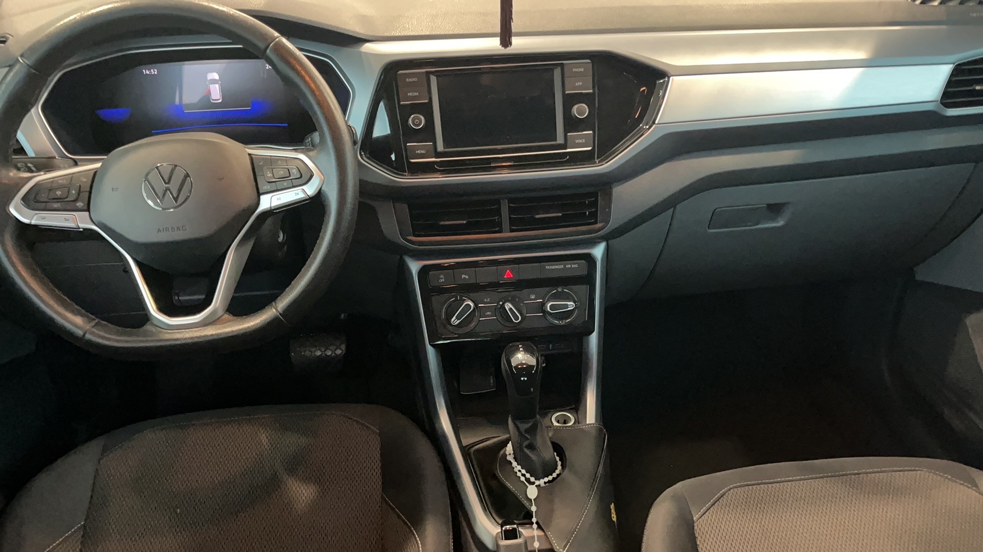 VOLKSWAGEN T-CROSS 1.0 200 TSI TOTAL FLEX AUTOM&Aacute;TICO