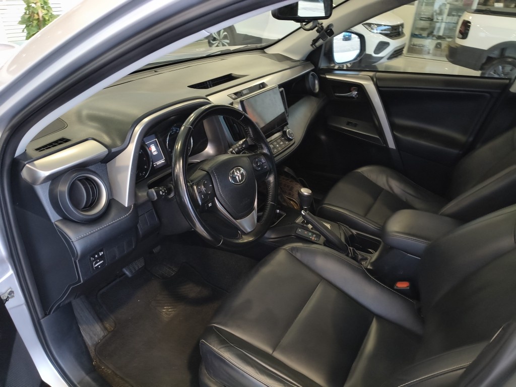 TOYOTA RAV4 2.0 TOP 4X2 16V GASOLINA 4P AUTOMATICO