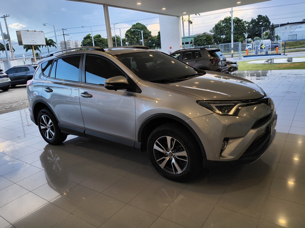 TOYOTA RAV4 2.0 TOP 4X2 16V GASOLINA 4P AUTOMATICO