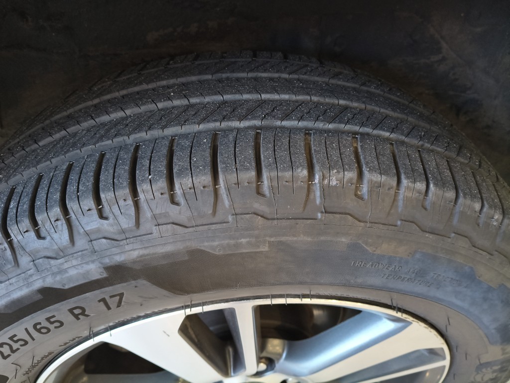 TOYOTA RAV4 2.0 TOP 4X2 16V GASOLINA 4P AUTOMATICO