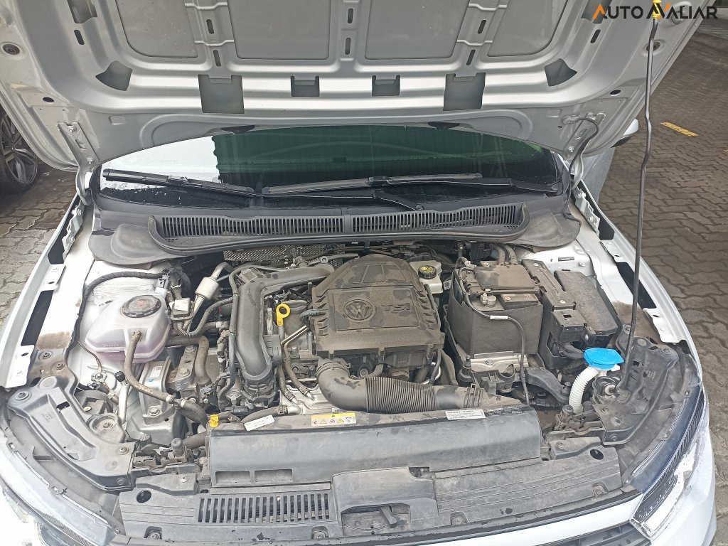 VOLKSWAGEN POLO 1.0 170 TSI MANUAL