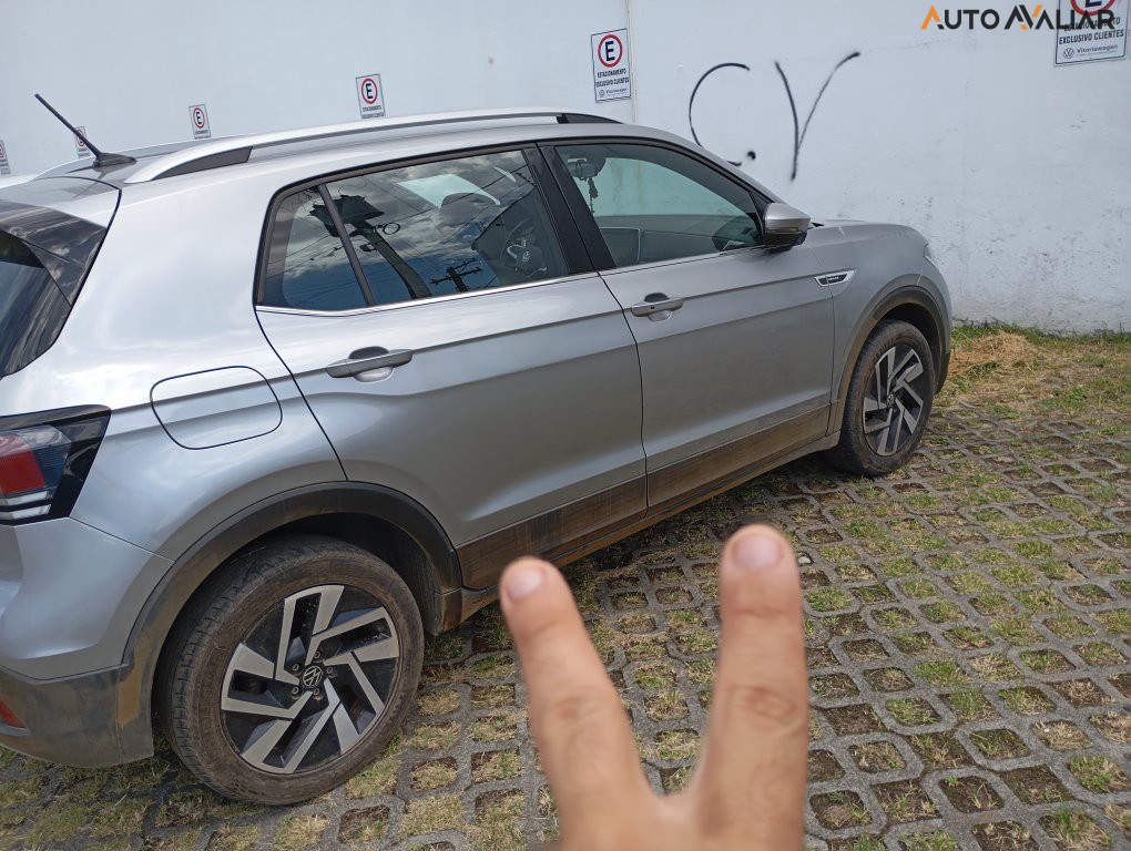 VOLKSWAGEN T-CROSS 1.4 250 TSI TOTAL FLEX HIGHLINE AUTOM&Aacute;TICO