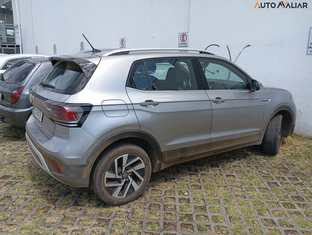 VOLKSWAGEN T-CROSS 1.4 250 TSI TOTAL FLEX HIGHLINE AUTOM&Aacute;TICO