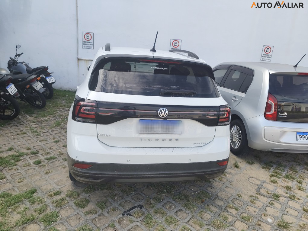 VOLKSWAGEN T-CROSS 1.0 200 TSI TOTAL FLEX AUTOM&Aacute;TICO
