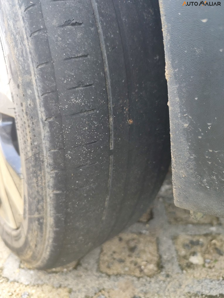 VOLKSWAGEN T-CROSS 1.0 200 TSI TOTAL FLEX AUTOM&Aacute;TICO