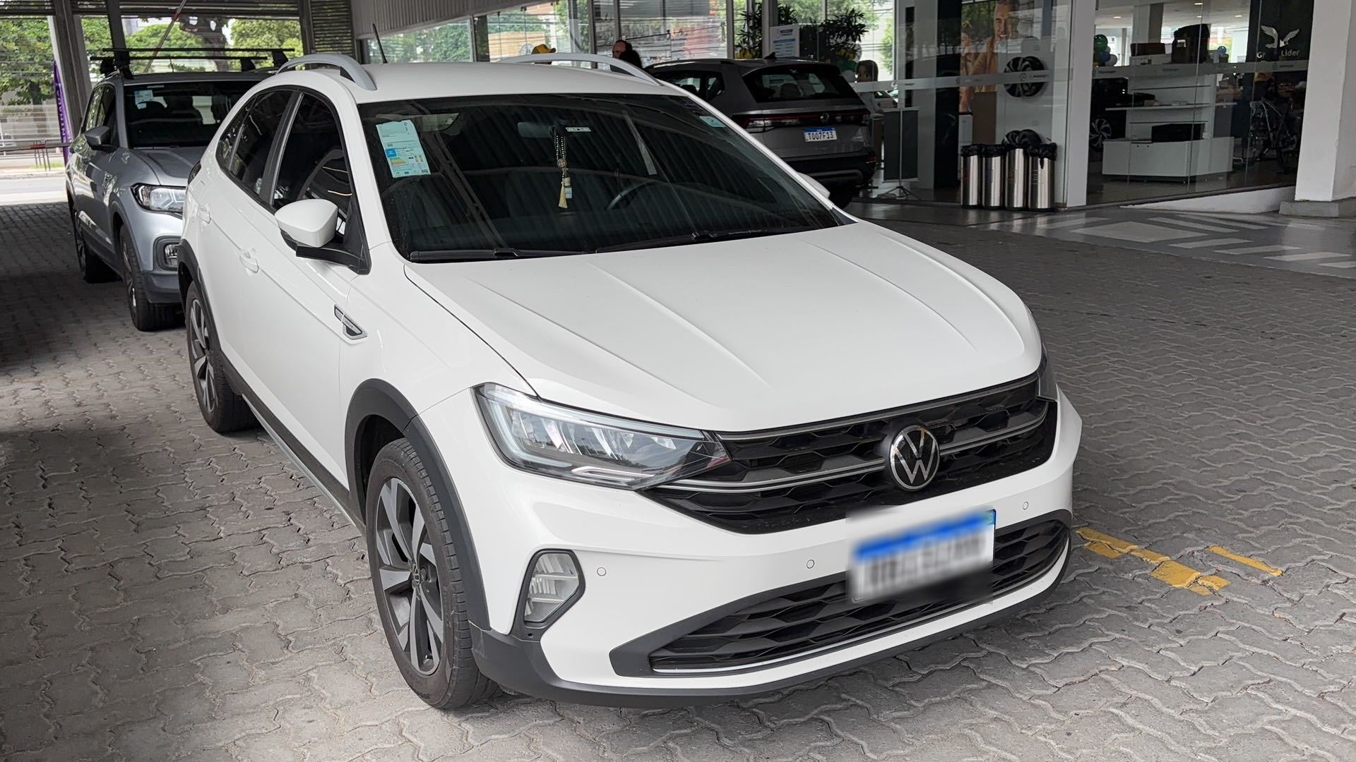 VOLKSWAGEN NIVUS 1.0 200 TSI TOTAL FLEX HIGHLINE AUTOMÁTICO
